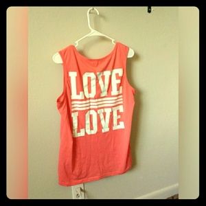Salmon colored tank top